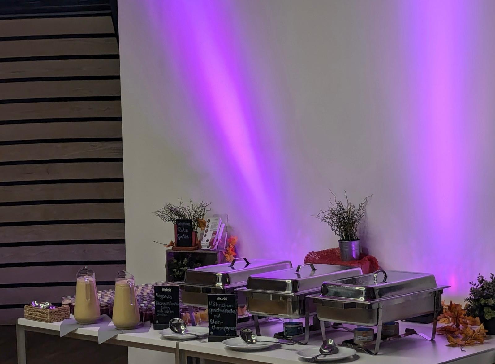 Buffet-Präsentation Event essBAr Catering
